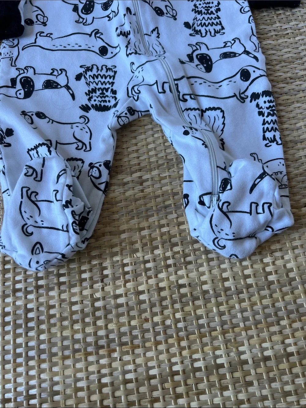 Wonder Nation Baby Footie onesie sleepwear white black dog print unisex 3-6 mo